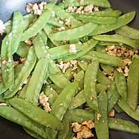 荷兰豆炒肉末的做法图解7