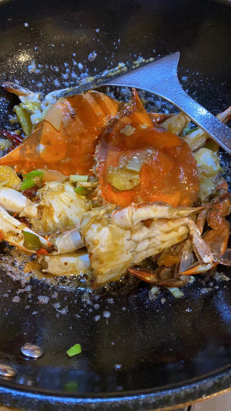 姜葱梭子蟹兄弟-红膏蟹的做法