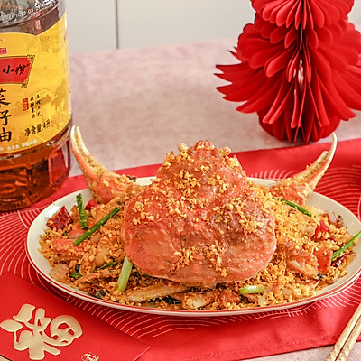飘香年饭之吮指避风塘炒蟹