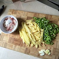 【Liz】青椒土豆肉丝的做法图解2