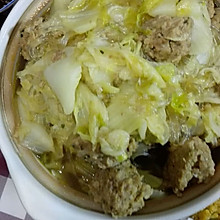 砂锅丸子白菜粉丝汤