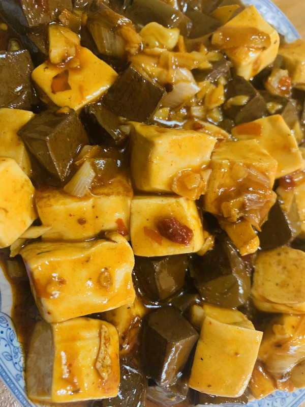 黑白豆腐