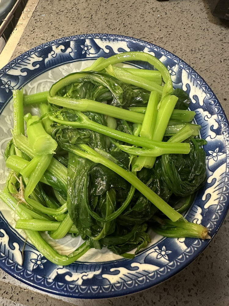 炒菜心和菠菜的做法