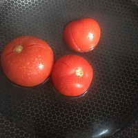 金针菇西红柿鸡蛋汤的做法图解2