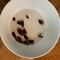 经典美食-牛肉烧麦的做法图解2