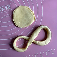 奶油蘑菇面包的做法图解9
