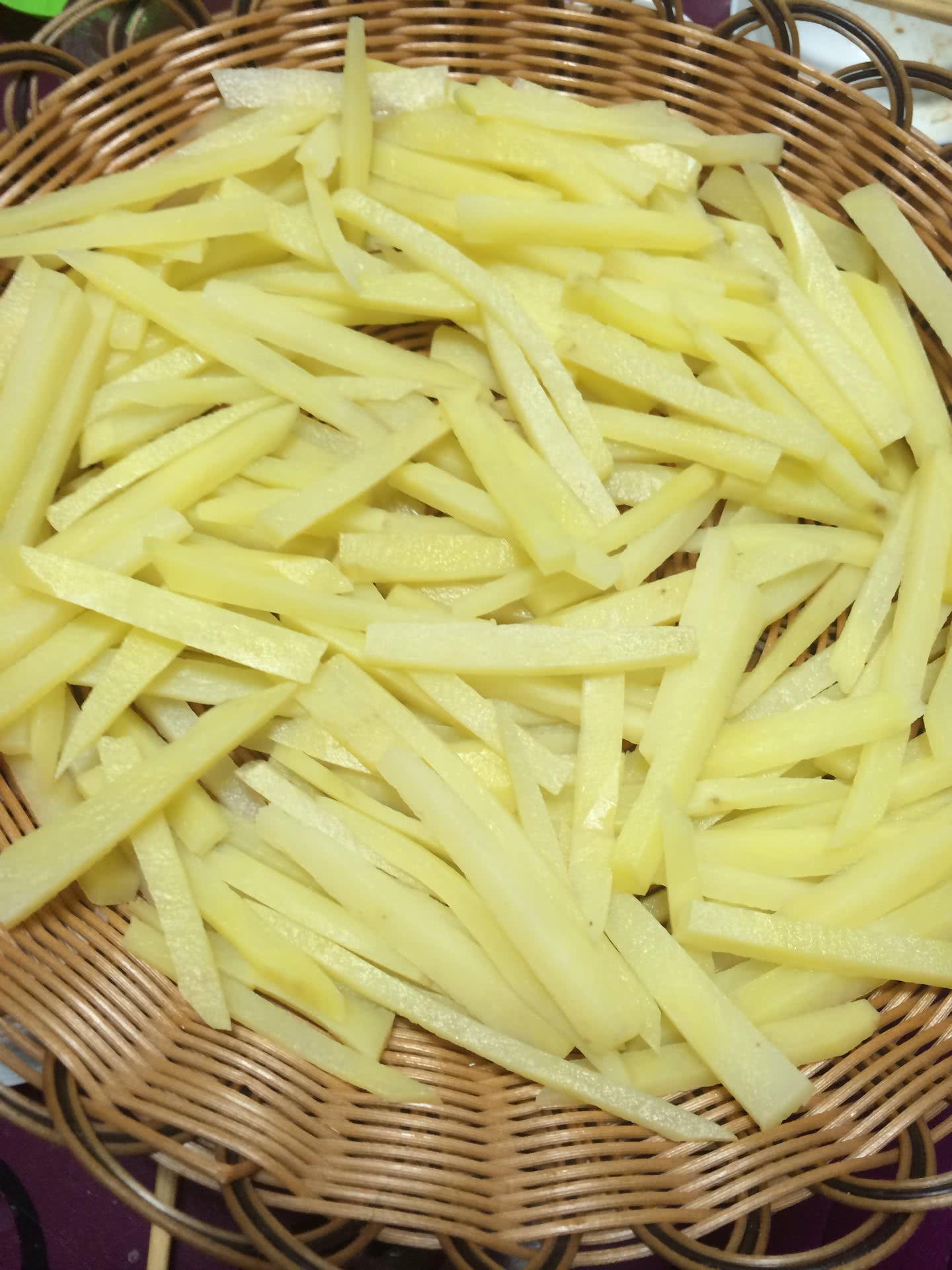 炸土豆条的做法_【图解】炸土豆条怎么做如何做好吃_炸土豆条家常做法大全_AngelZou_豆果美食