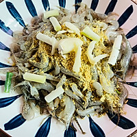#纳福汇轻松喷出美味#香酥小河虾的做法图解2