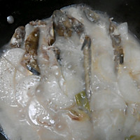 摆甲鱼炖萝卜的做法图解6