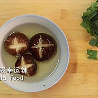 香菇鸡肉炖土豆的做法图解7