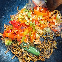 超级下饭之快手菜：青椒肉丝的做法图解4