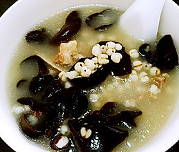 一锅熟～排骨薏米木耳汤的做法