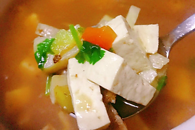 孕妇食谱-杏鲍菇豆腐肉丝汤