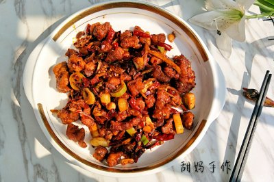 中餐厅里的豆瓣鸡