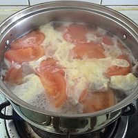 西红柿肉片鸡蛋汤的做法图解4