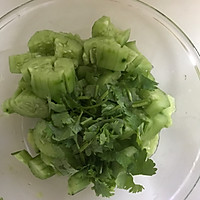 素拍黄瓜的做法图解3