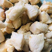 小六家的五彩鸡丁的做法图解2