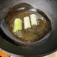 葱烧海参的做法图解4