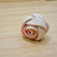#一蔬一饭皆告白#玫瑰花馒头的做法图解6