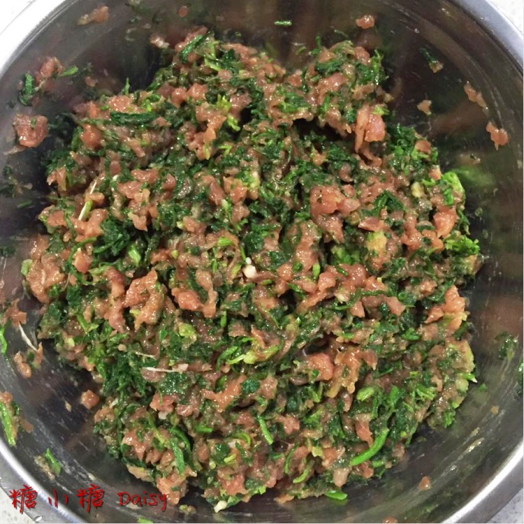 荠菜鲜肉大馄饨的做法图解7