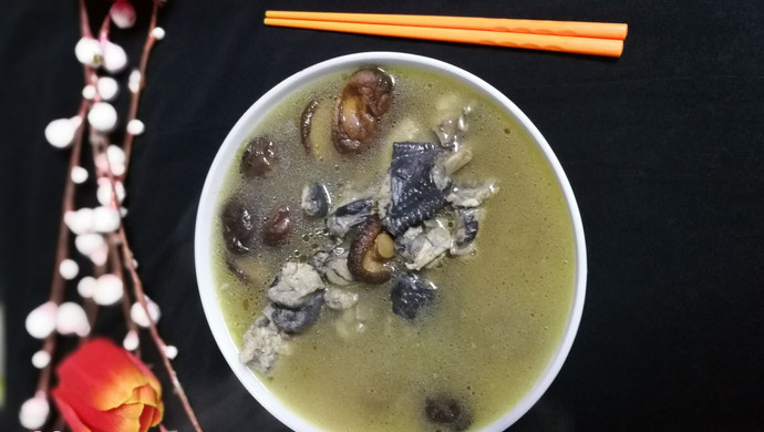 香菇乌鸡汤