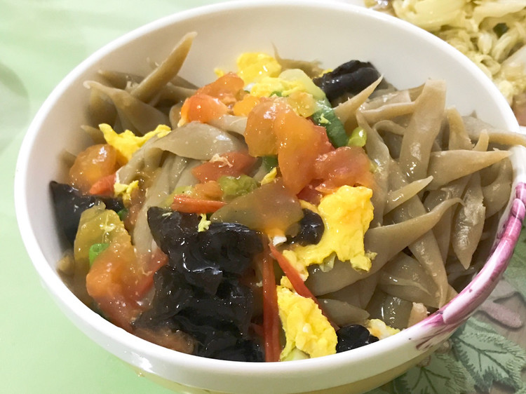 莜面鱼鱼番茄鸡蛋打卤的做法