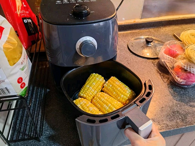 空气炸锅：蜜汁玉米的做法