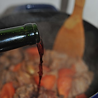 番茄红酒炖牛肉的做法图解4