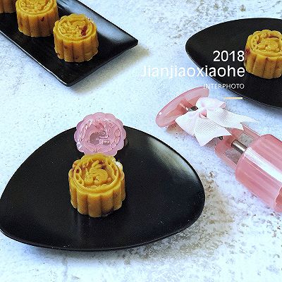 蔓越梅奶香绿豆糕