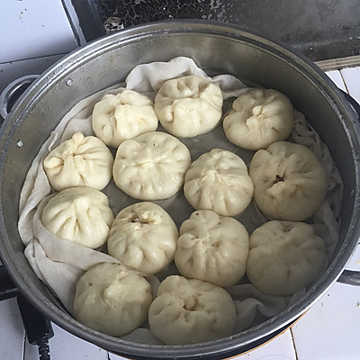 手工肉包