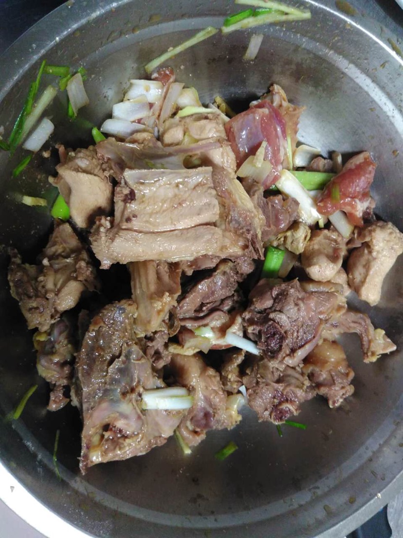 冬日必吃 栗子鸡的做法图解2