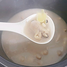 祛湿汤//鸡爪薏米眉豆汤