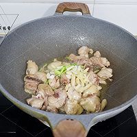 毛豆烧鸡腿的做法图解4