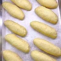 #轻食季怎么吃#肉松面包的做法图解12
