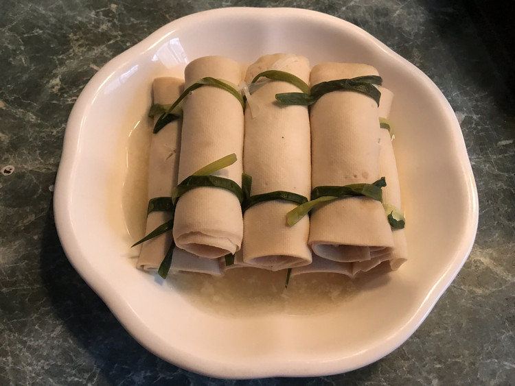千张肉卷的做法
