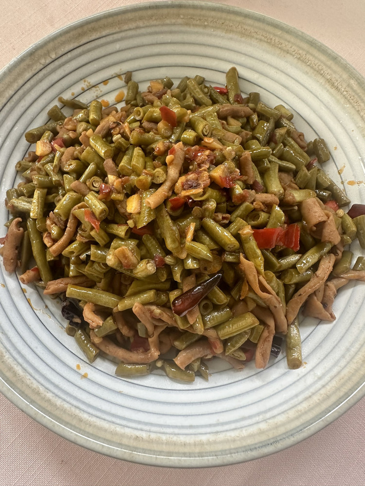 咸缸豆炒鸭肠 下饭神器 开胃爽口的做法
