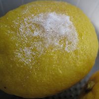 蜂蜜柠檬罐头的做法图解3
