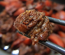 红焖牛肉胡萝卜的做法