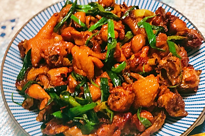 食材简单容易做、味道又超棒的：姜葱鸡