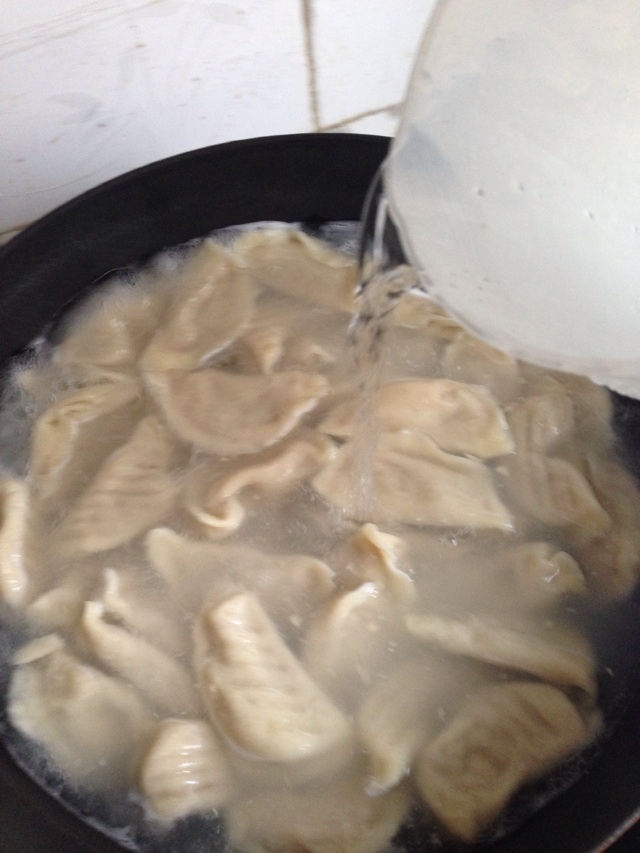 白菜肉馅高汤水饺的做法图解13