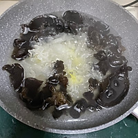 #珍选捞汁 健康轻食季#凉拌黑木耳的做法图解2