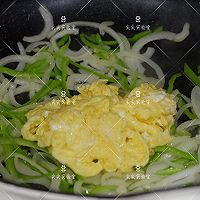 尖椒洋葱炒蛋的做法图解5