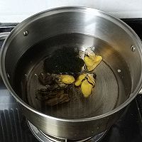 发菜蚝士响螺片苹果汤的做法图解4
