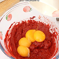 红丝绒草莓冰酪蛋糕的做法图解3