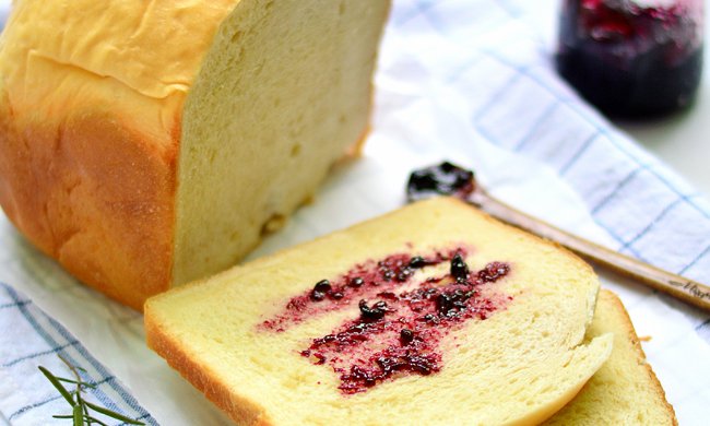 #东菱热旋风面包机之一键式牛奶吐司#