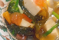 番茄豆腐裙带汤（孩子长高汤）的做法