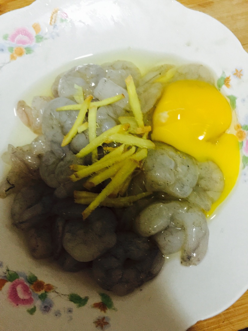 宫保腰果虾仁的做法图解3