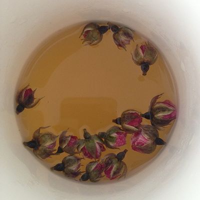 玫瑰花蜂蜜水