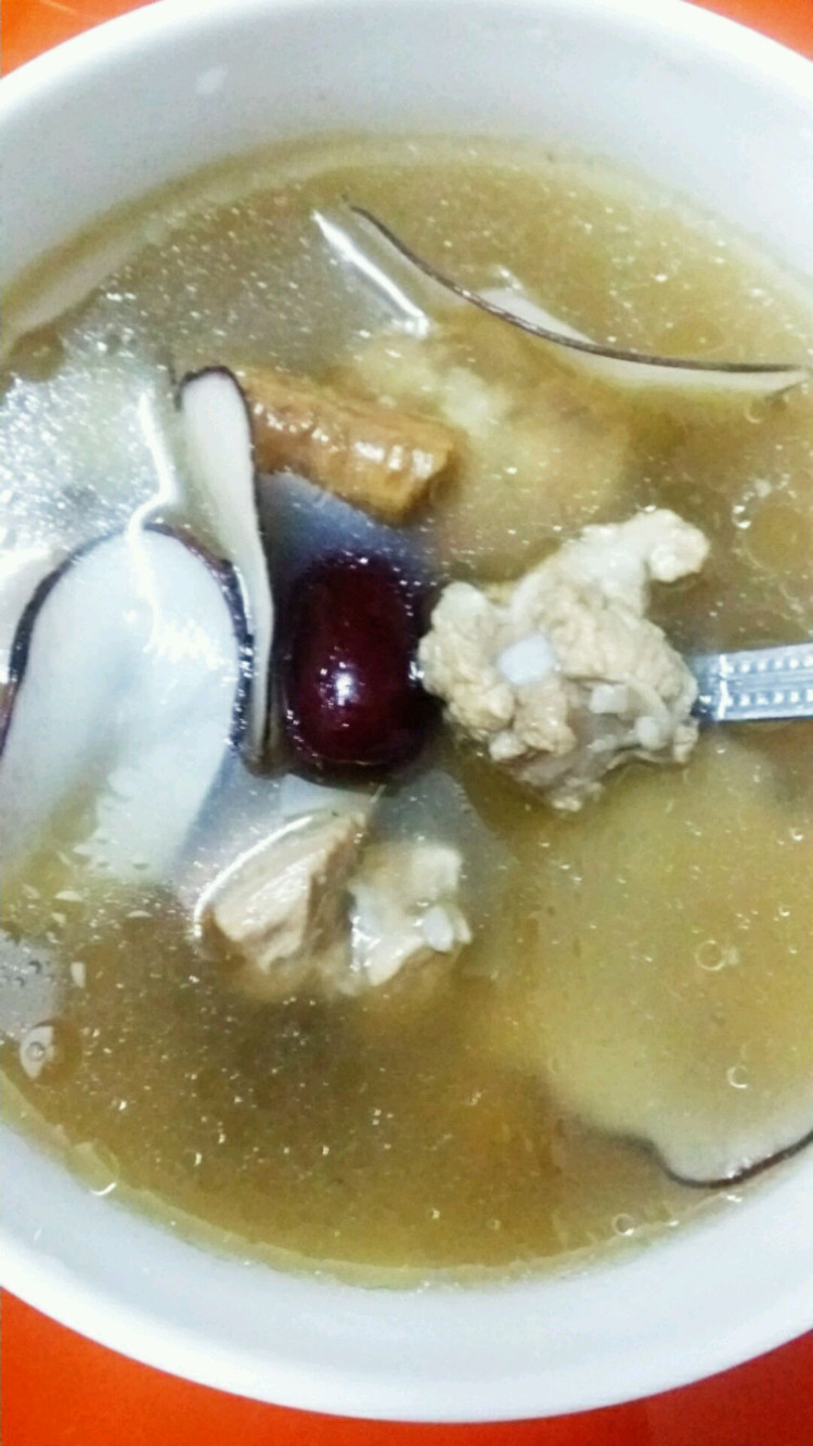 海底椰排骨汤的做法
