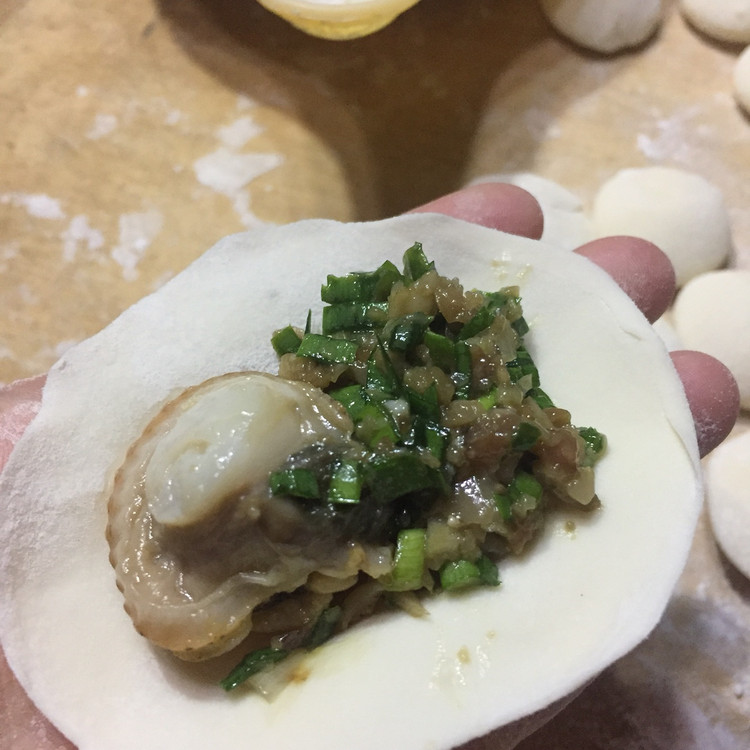鲜美的扇贝肉馅水饺的做法